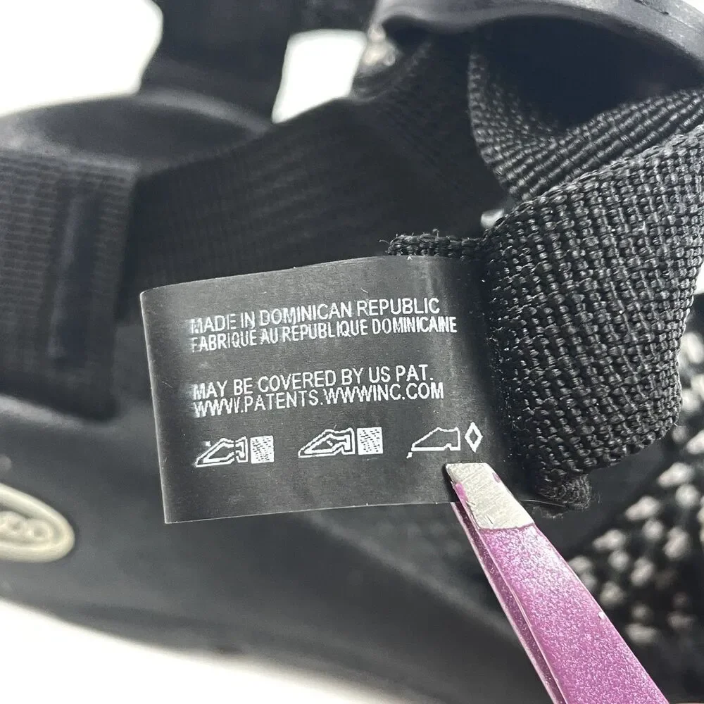 Chaco Women's Size 6W Classic Boost Black Double Strap Sandals J106266W